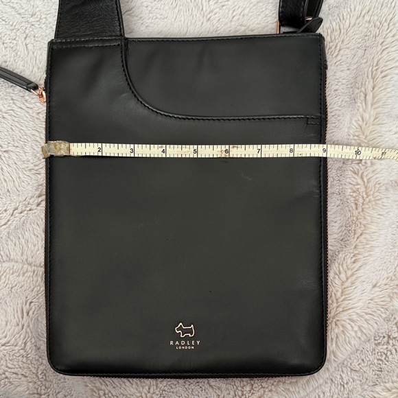 Radley London Black Women’s Crossbody Messenger Bag - Picture 2 of 7
